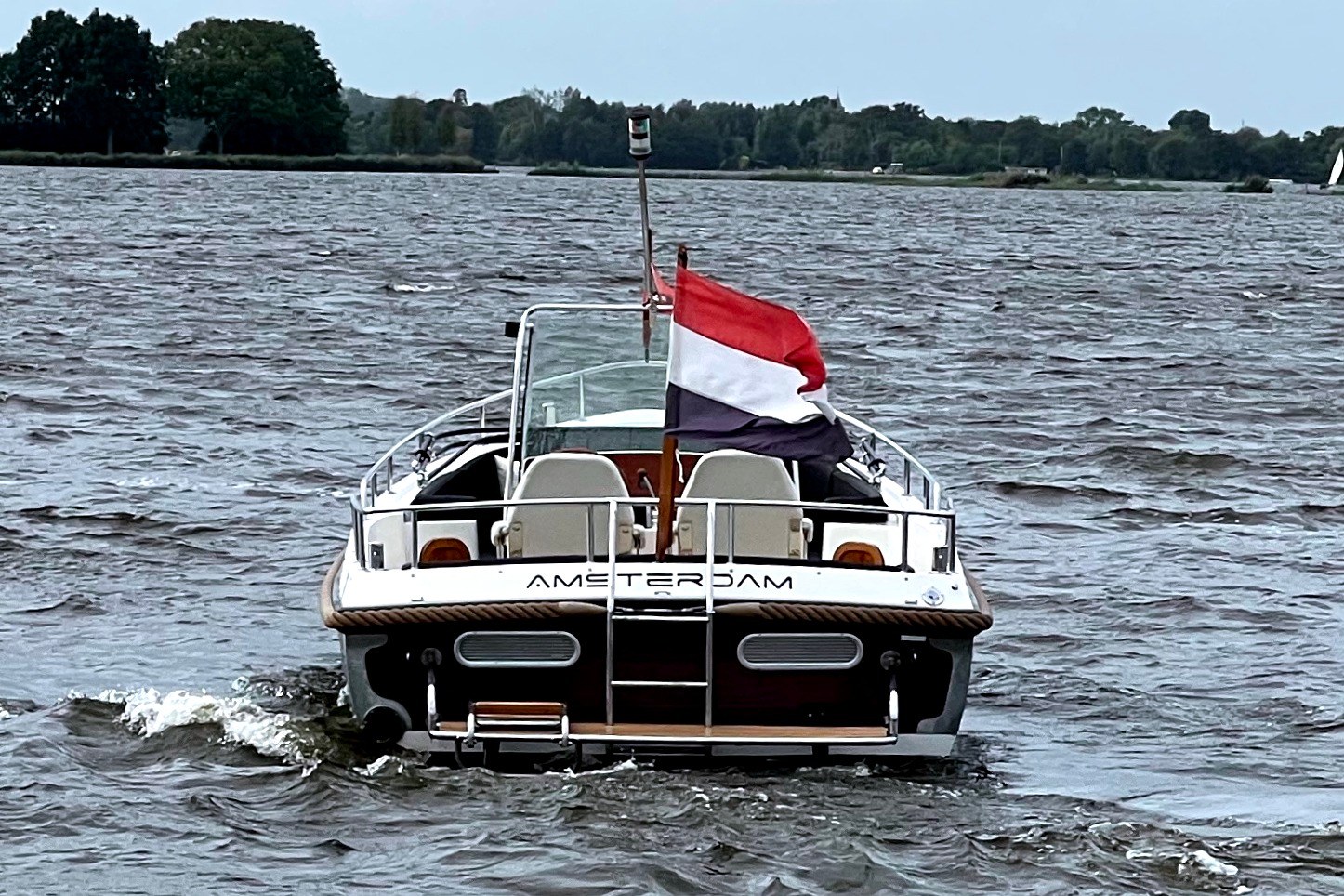 Bellus 750 Pieter Beeldsnijder — foto 3 van 27