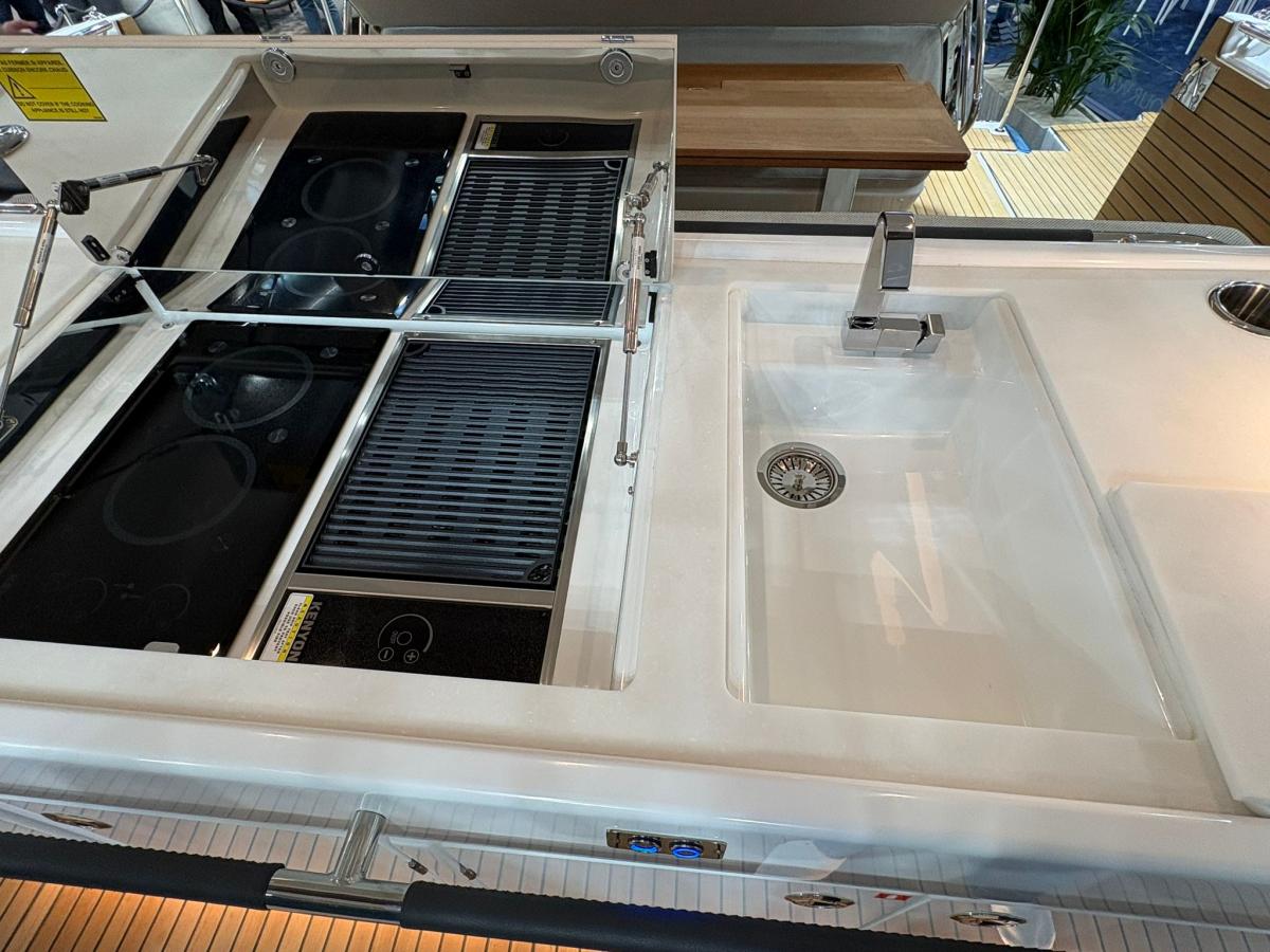 Jeanneau DB43 — foto 7 van 41