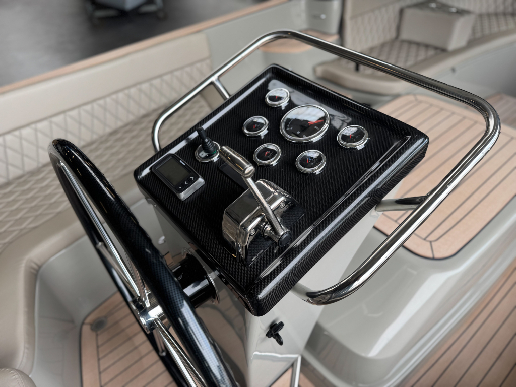 Waterspoor 717 Aviator | Vetus diesel   — foto 20 van 31