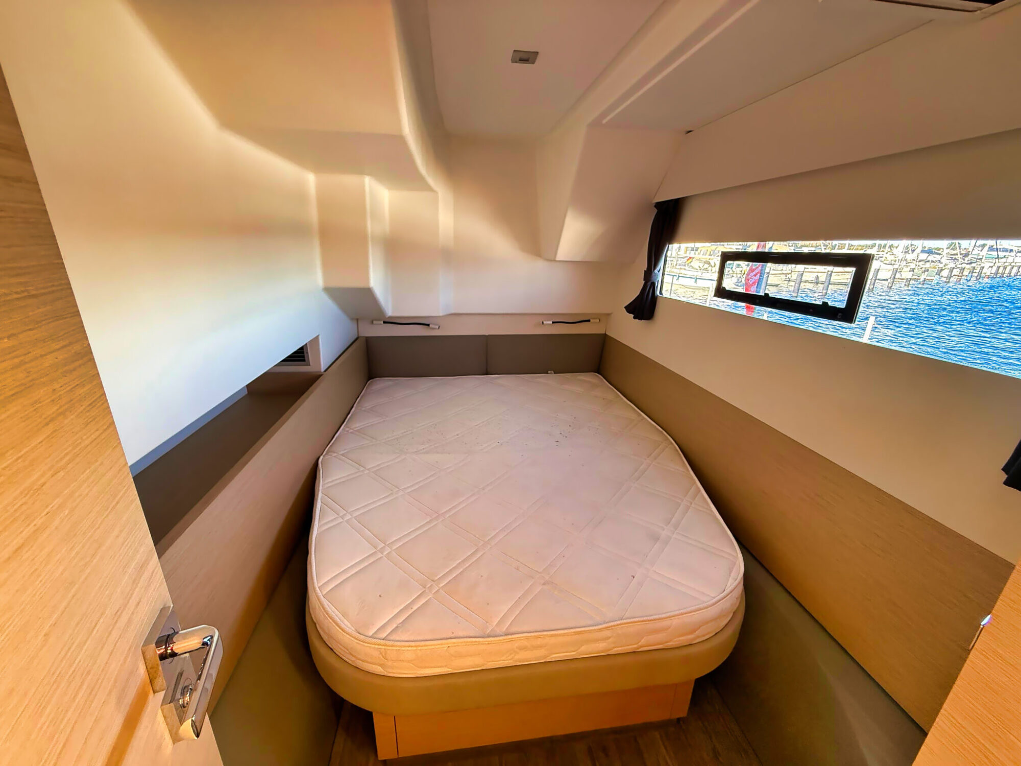 Fountaine Pajot Motorcatamaran MY 37 — foto 23 van 44