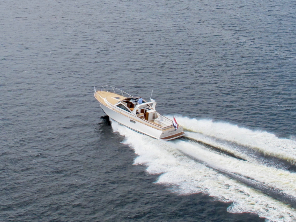 LongIsland 40 Runabout — foto 11 van 25