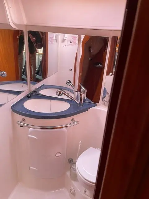 Bavaria 37 3 — foto 19 van 21