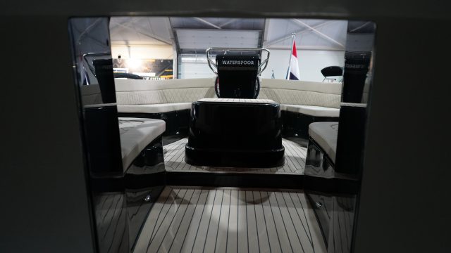 Waterspoor  777 incl. 110 Pk, DIRECT VAREN! — foto 15 van 18