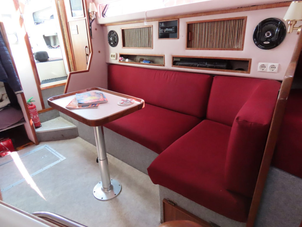 Sea Ray 270 Sundancer — foto 10 van 23