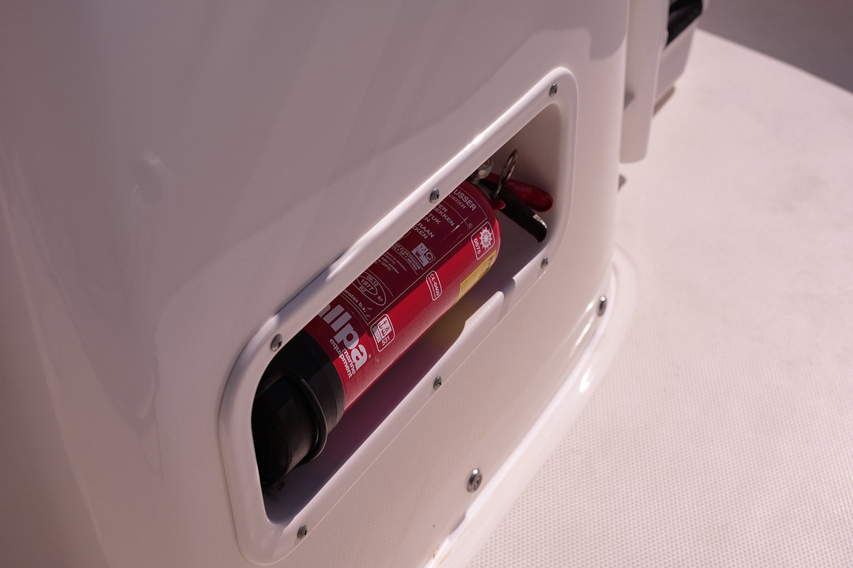 Boston Whaler 170 Dauntless — foto 26 van 36