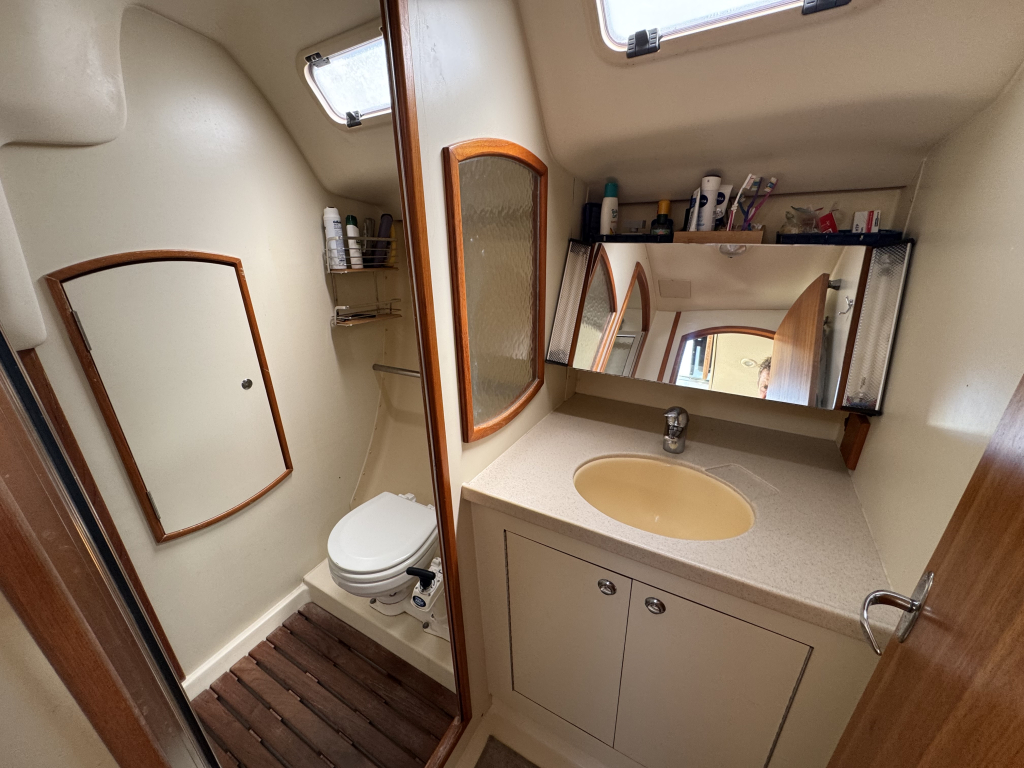 Hunter 356 — foto 20 van 72