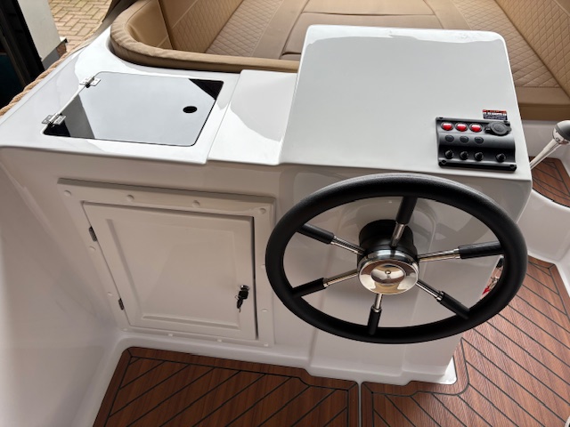 OP BESTELLING LEVERBAAR!! Coastliner 545 met Tohatsu 20 PK — foto 19 van 23