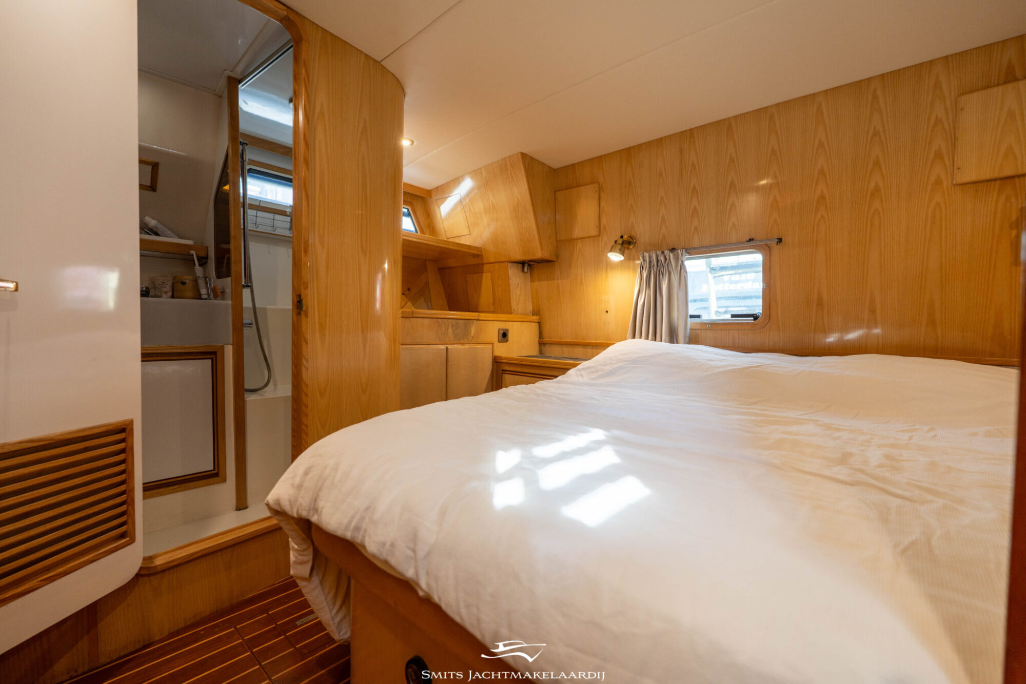 Astor 37 Flybridge — foto 29 van 54