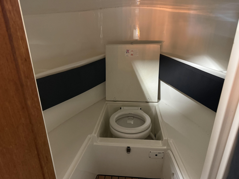 Oud Huijzer 700 Cabin 115pk Yamaha — foto 6 van 12