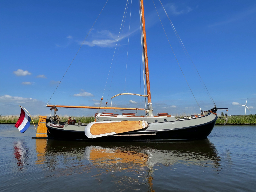 Lemsteraak Blom 1120 - Roefmodel - Wetterlelie