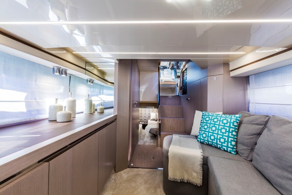 Invictus yachts Invictus 370 GT — foto 17 van 25