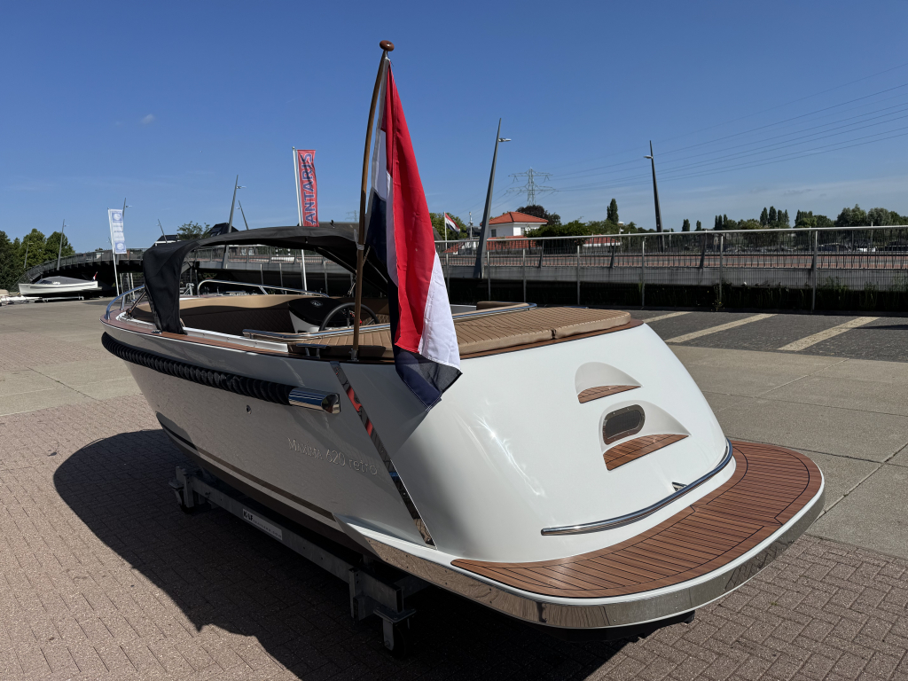 Maxima 620 MC Retro met Honda 30pk — foto 5 van 22
