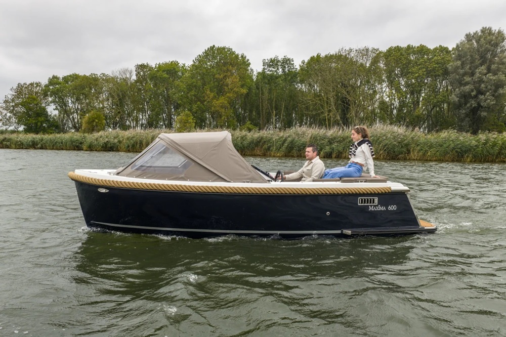 Maxima 600 Tender Sloep, 30PK Honda, Navy NIEUW MODEL MET ACHTERINSTAP