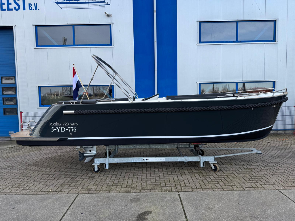 Maxima 720 met Honda 135 pk