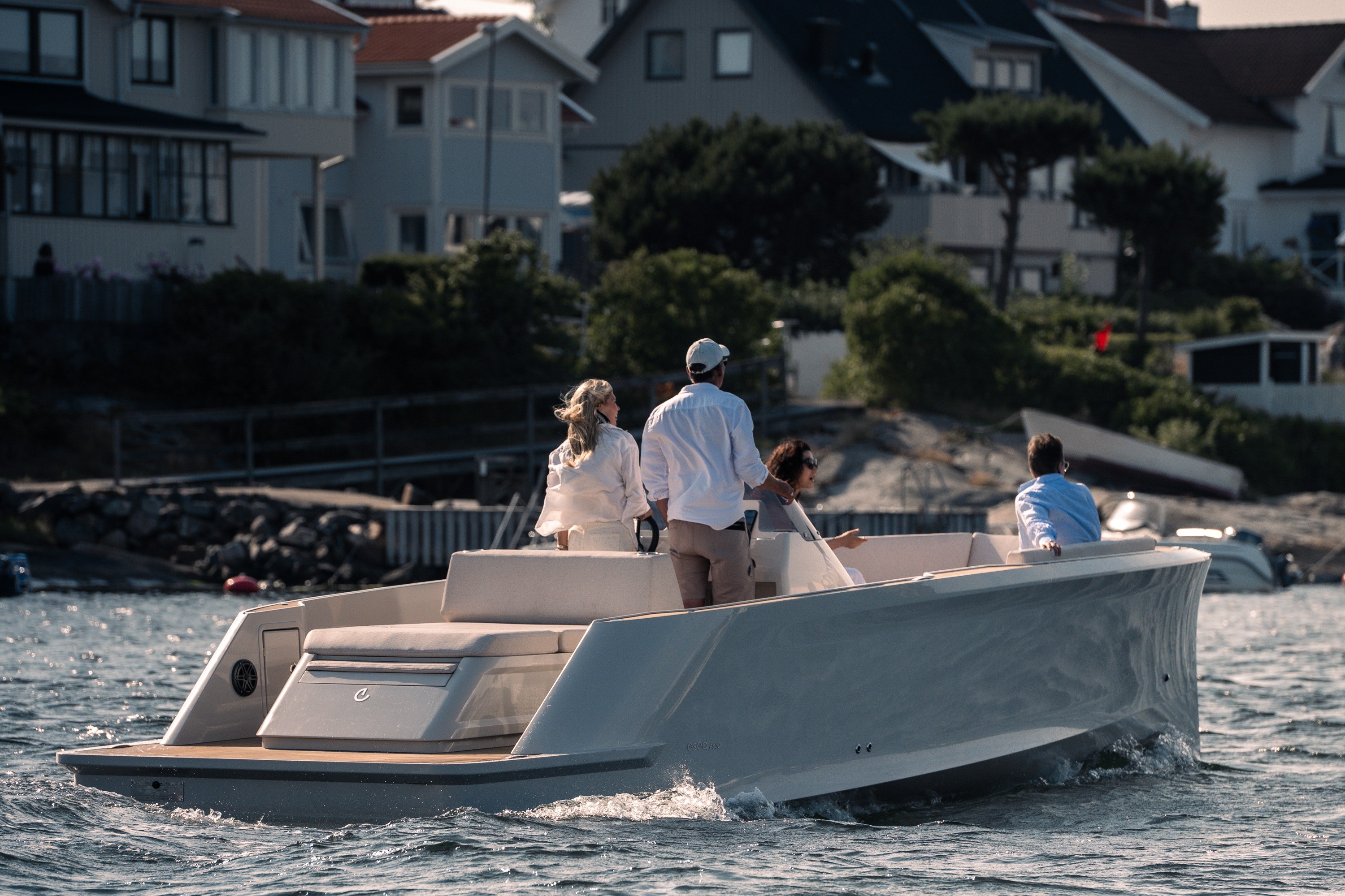 E sea F800 — foto 8 van 35