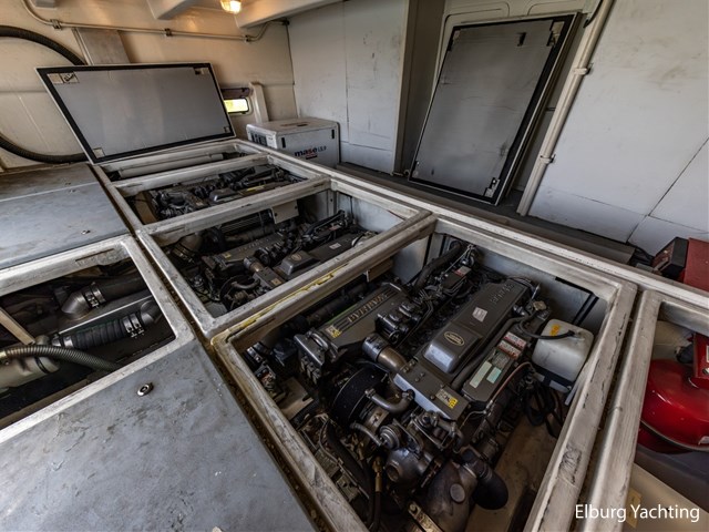 Skilla 2000 Triple Waterjet — foto 58 van 87
