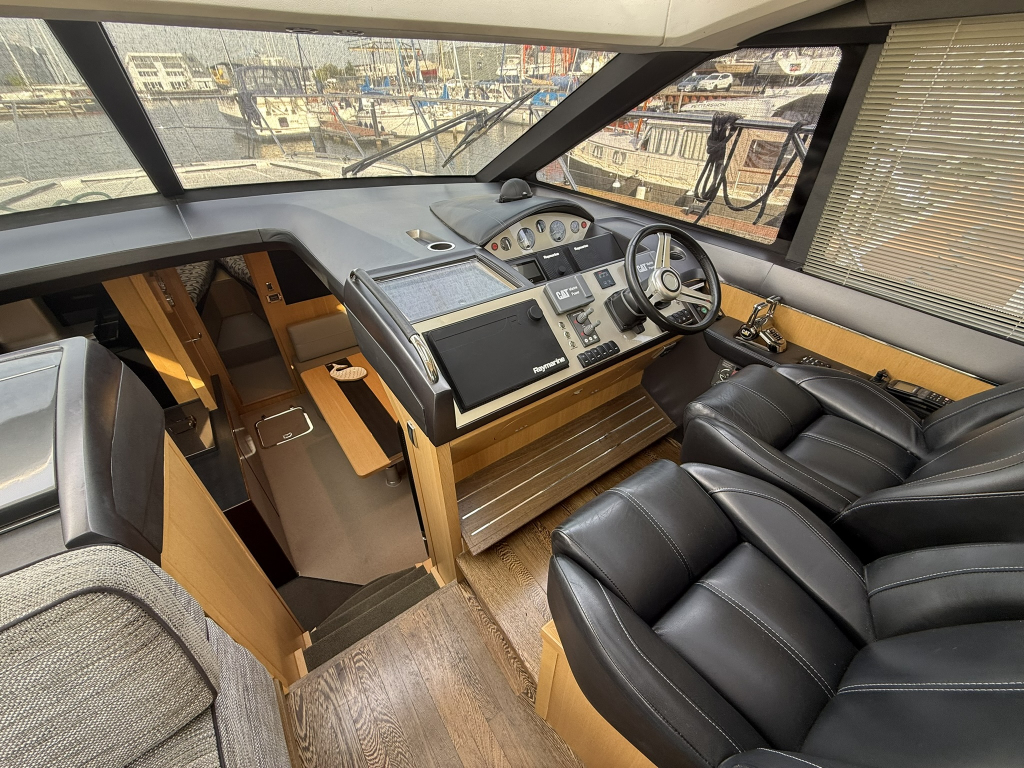 Princess V52 — foto 13 van 36