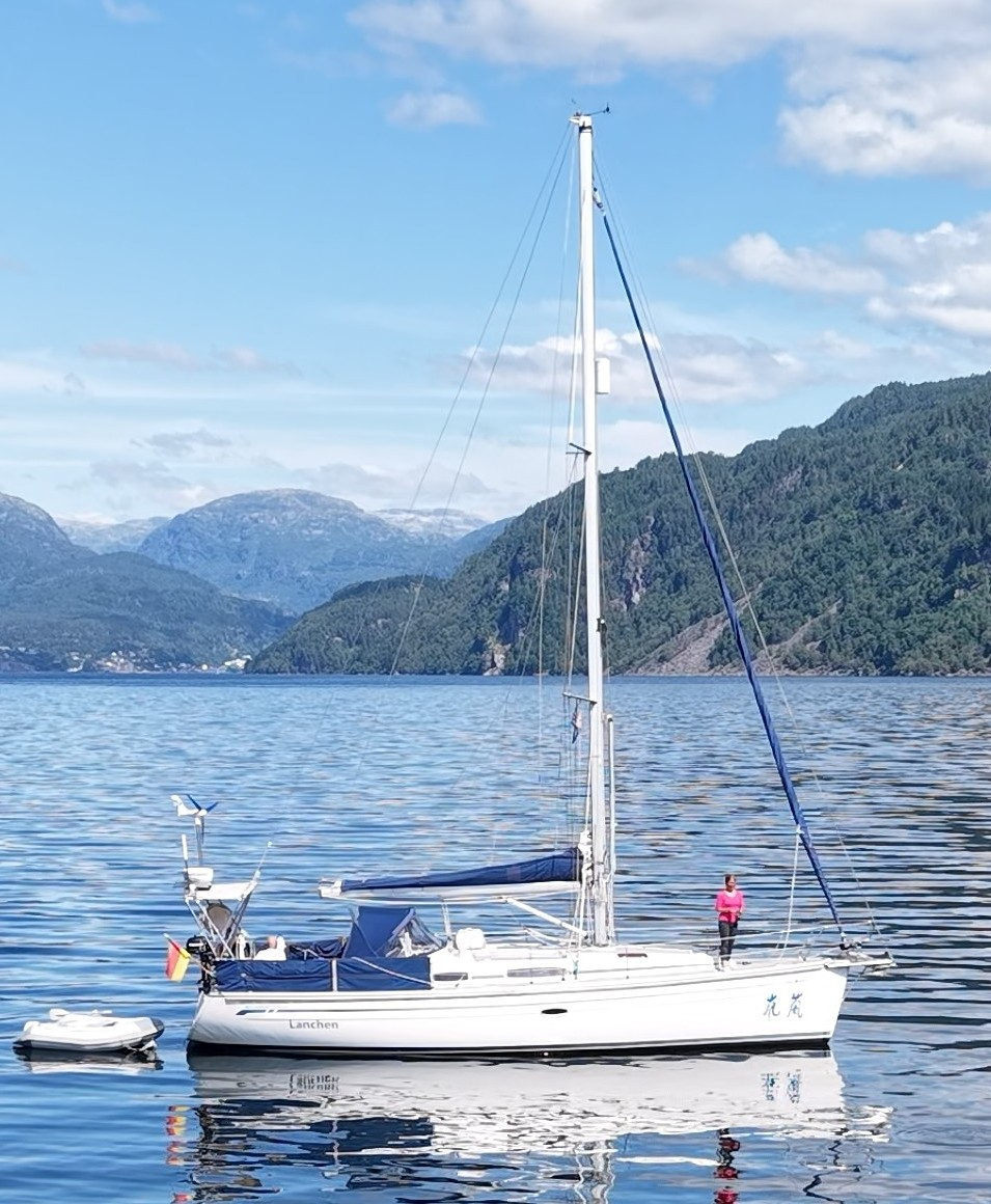 Bavaria 38 Cruiser — foto 1 van 30