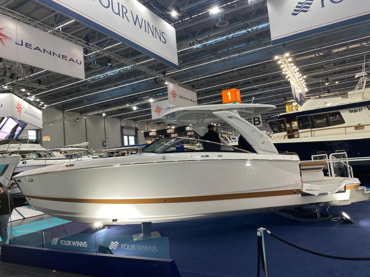 Four Winns H9 Bowrider — foto 3 van 33