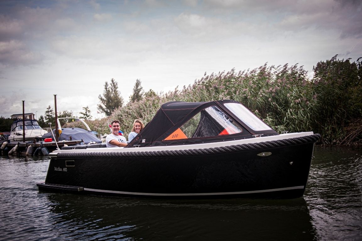 Maxima 600 tender