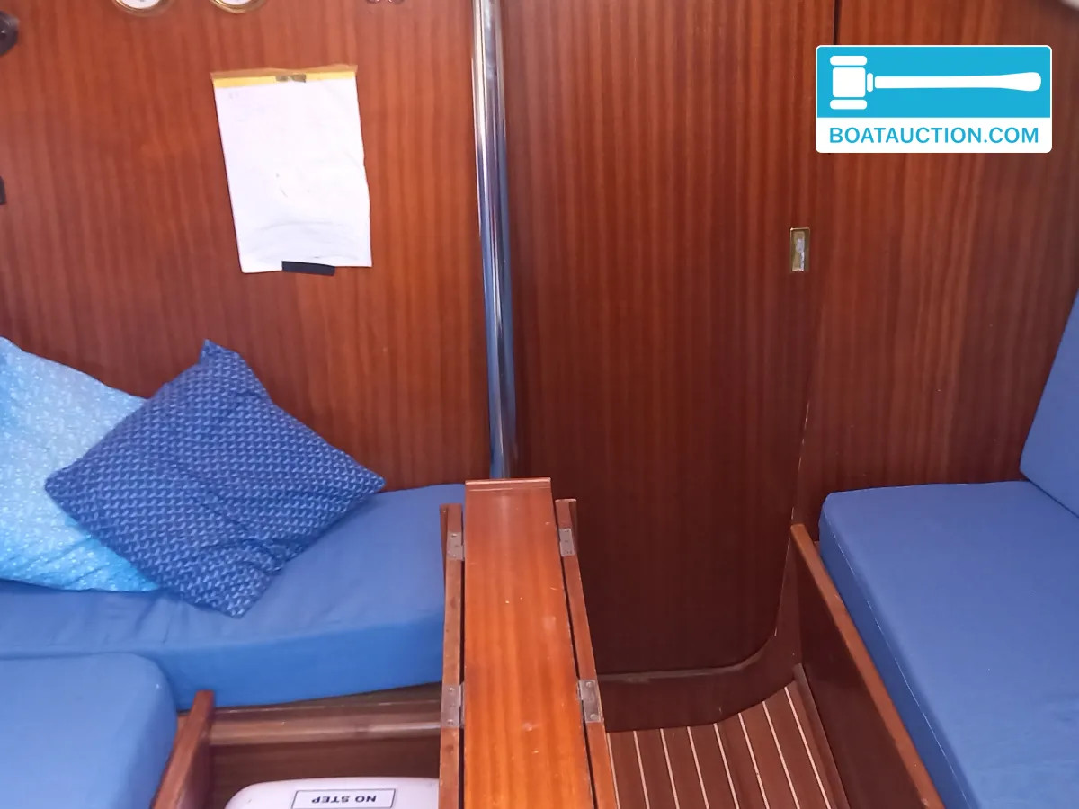 Jeanneau Aquila nu in de online veiling. — foto 8 van 33