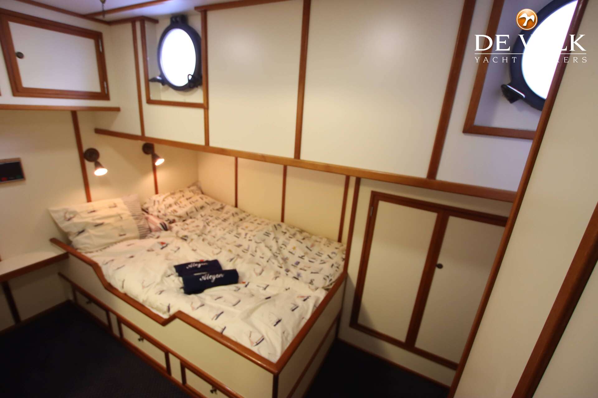 Explorer Motor Yacht — foto 25 van 36