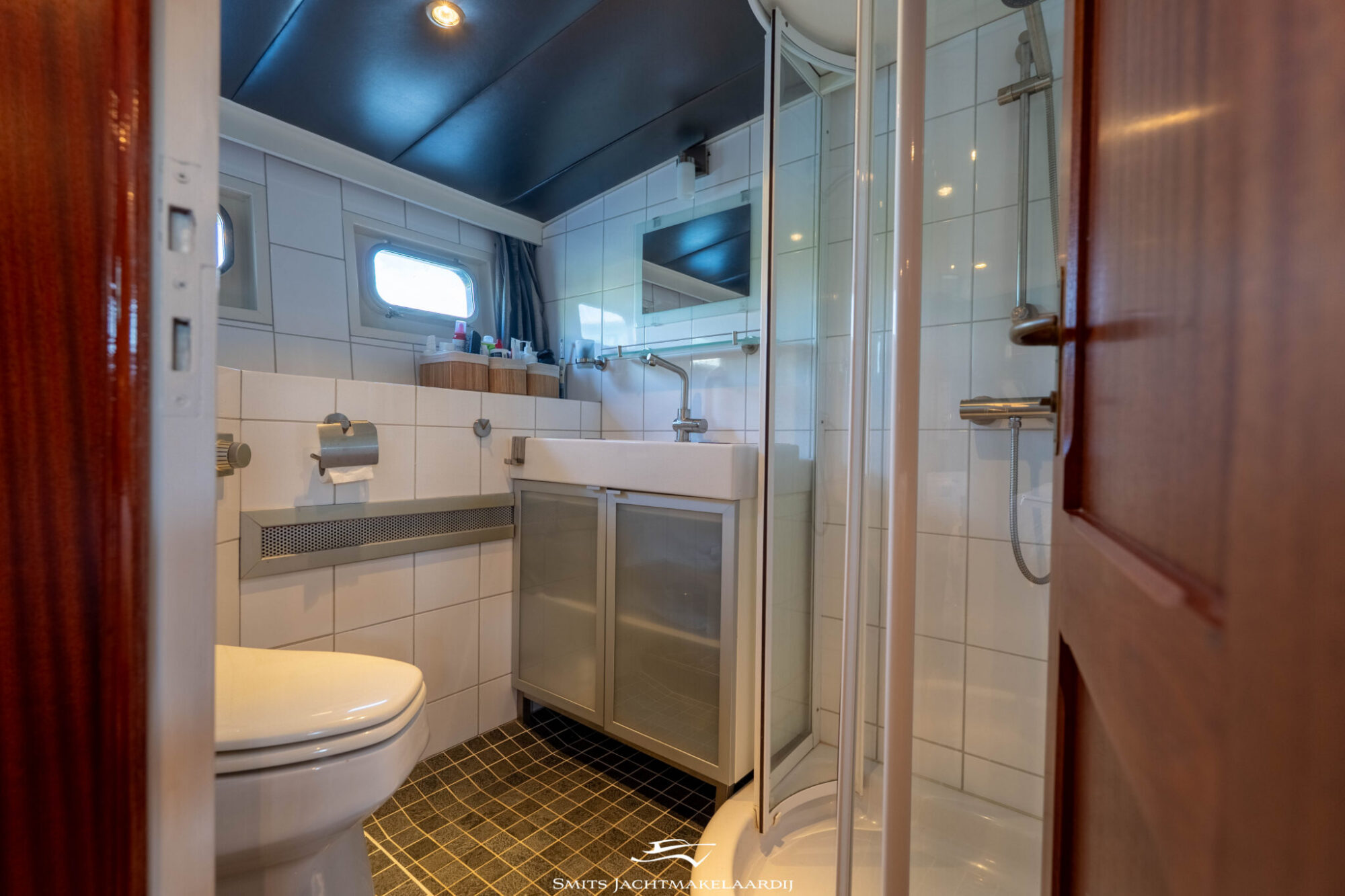 Van der Valk Valk Vitesse 54 Stabilizers — foto 52 van 98