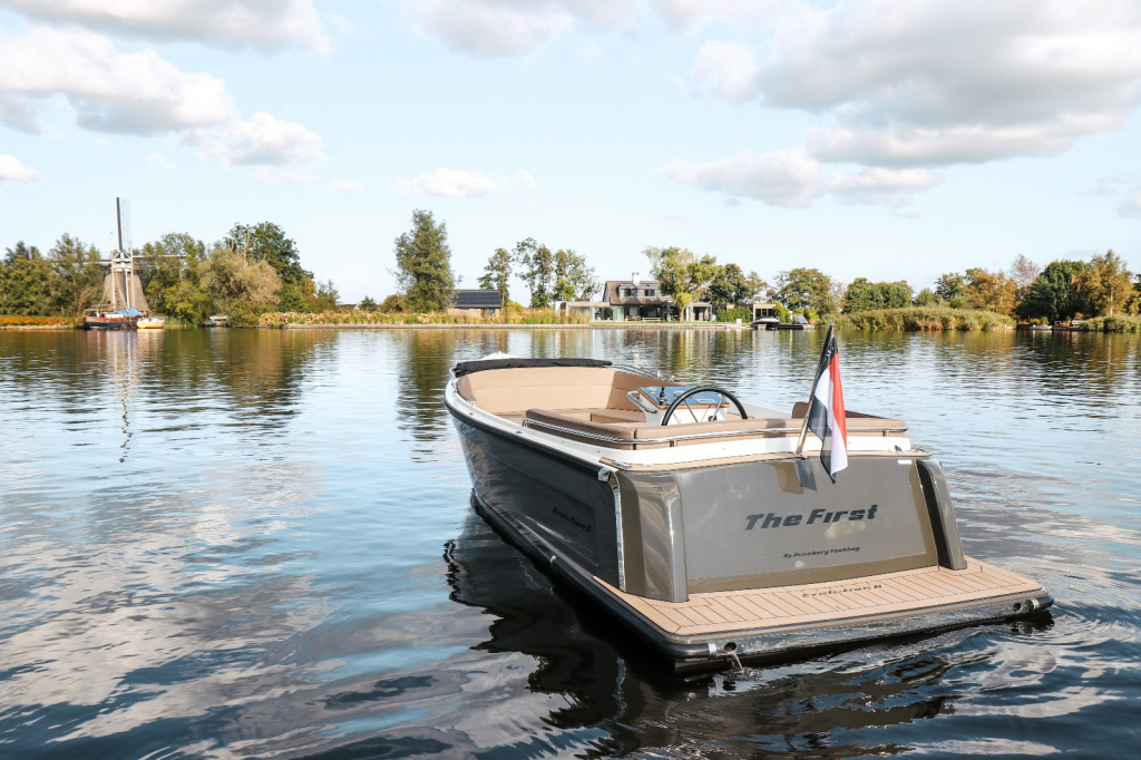 Evolution  6 Tender  — foto 13 van 16