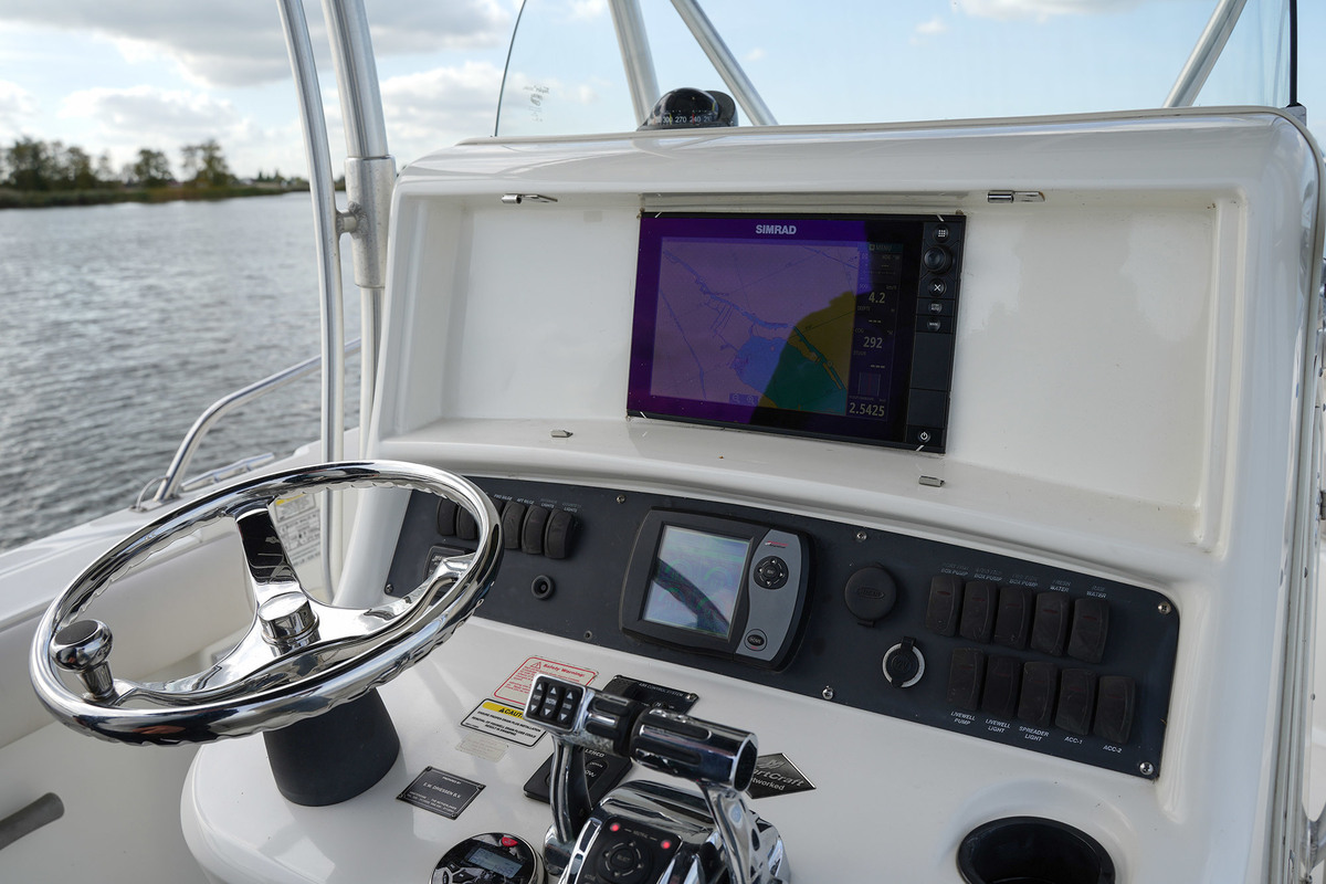 Boston Whaler 270 Outrage — foto 24 van 44