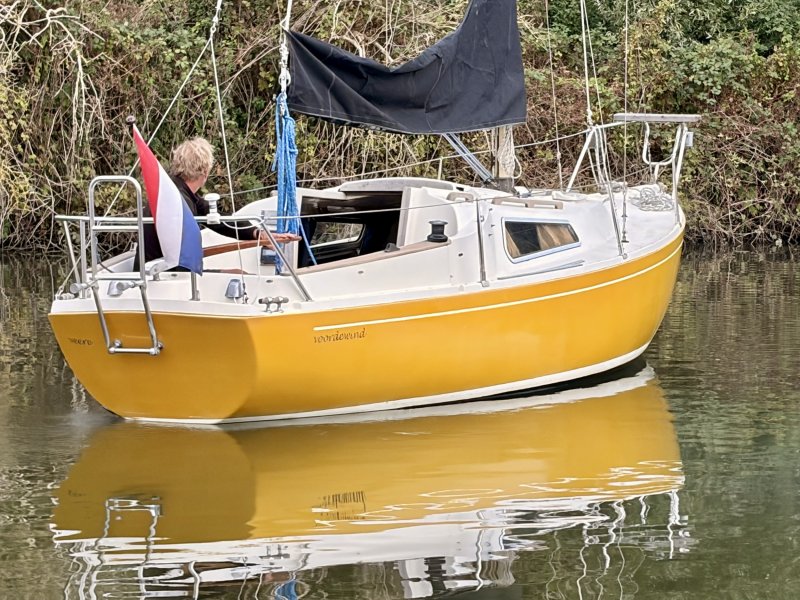 Hallberg Rassy 24 Misil II — foto 7 van 12