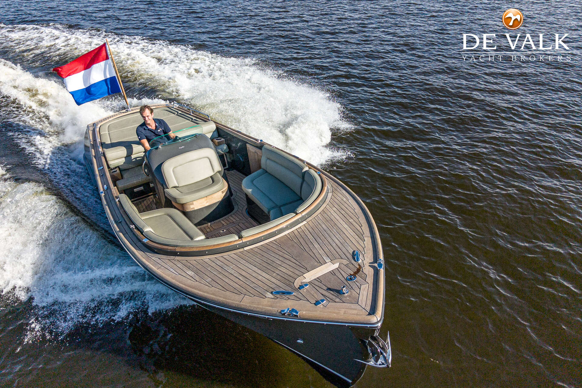 Long Island 28 Sportsman — foto 13 van 36