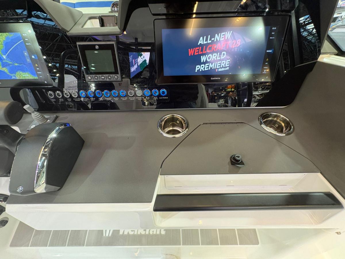 WELLCRAFT 28 T-Top Sport — foto 8 van 23