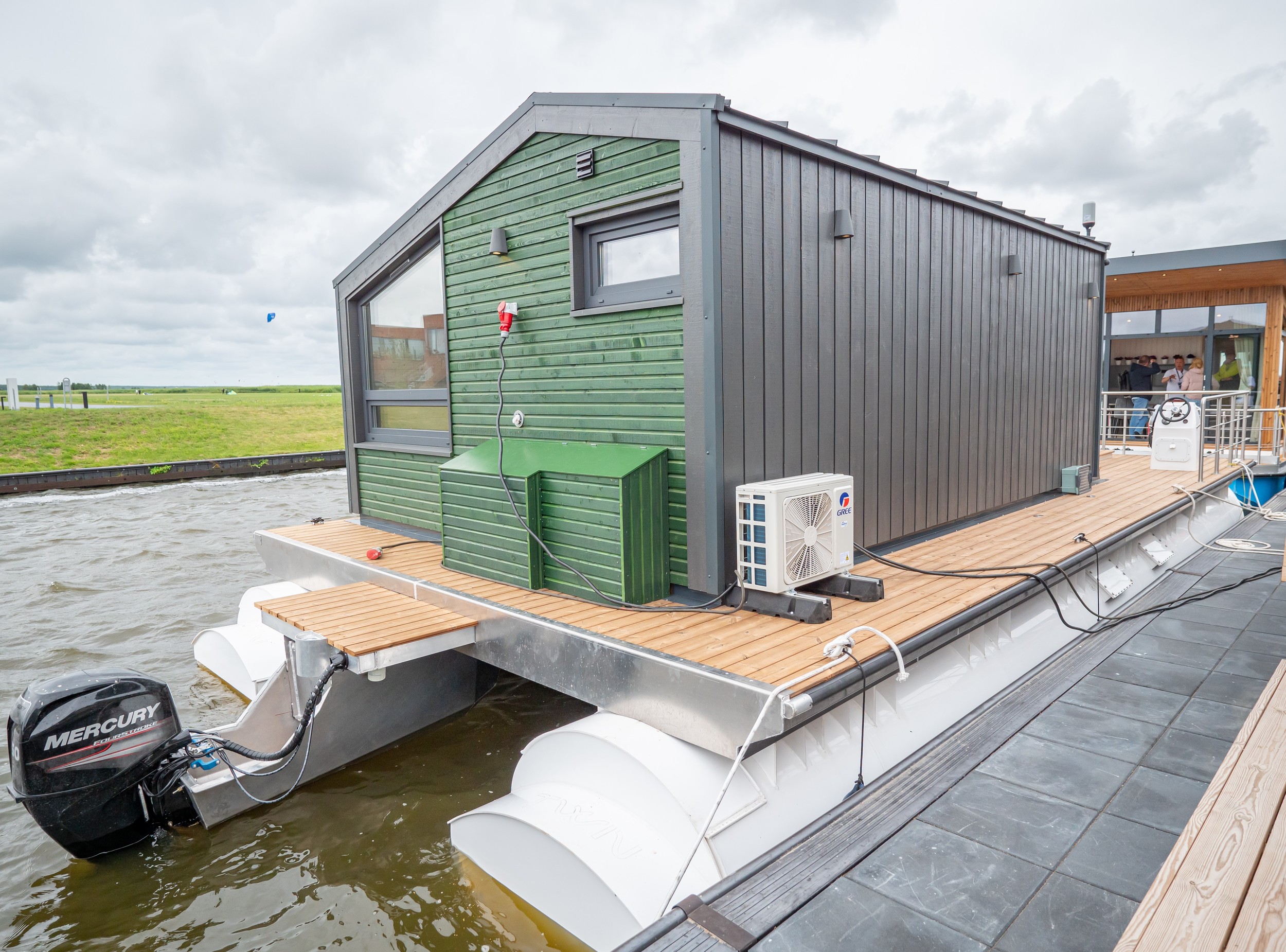 Twin M-Cabin Houseboat - Foto 2