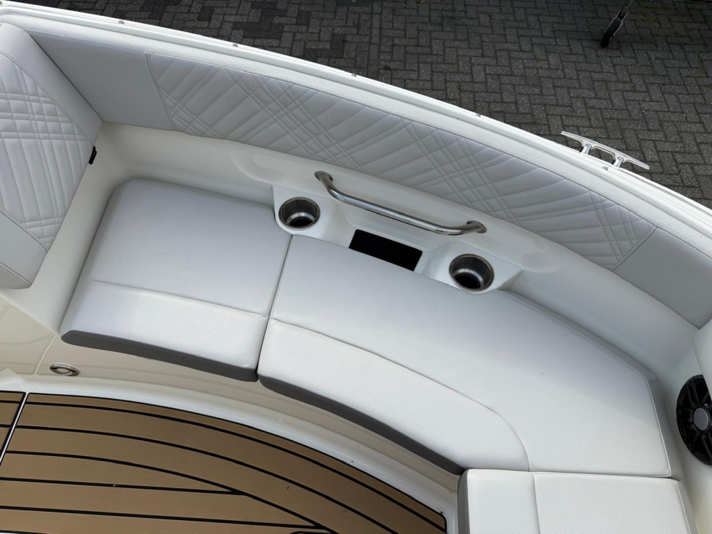 Sea Ray SDX 230 — foto 21 van 46