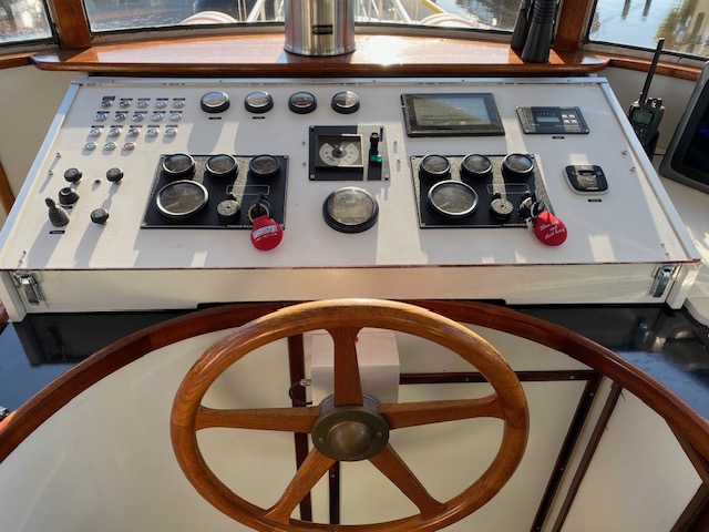 Survey  55 — foto 18 van 44