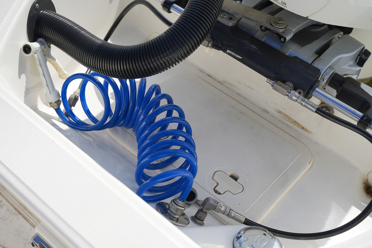 Boston Whaler 210 Montauk — foto 17 van 50
