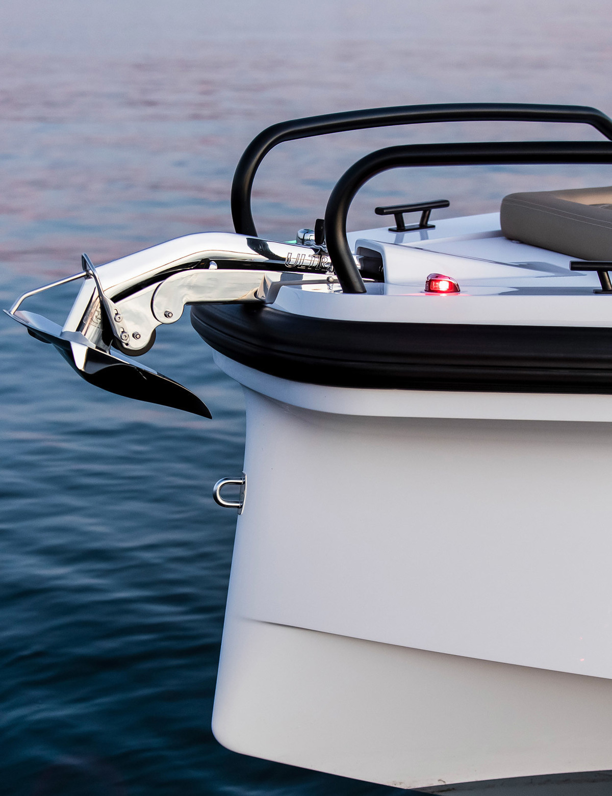 Axopar 37 Spyder — foto 7 van 16