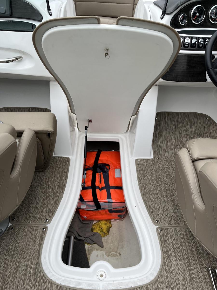 Rinker 23QX — foto 24 van 26