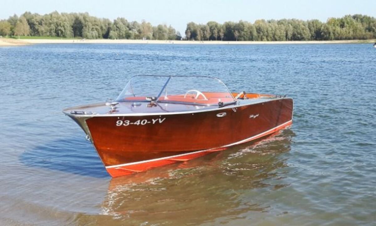 Pedrazzini Cavallino 570 — foto 1 van 9