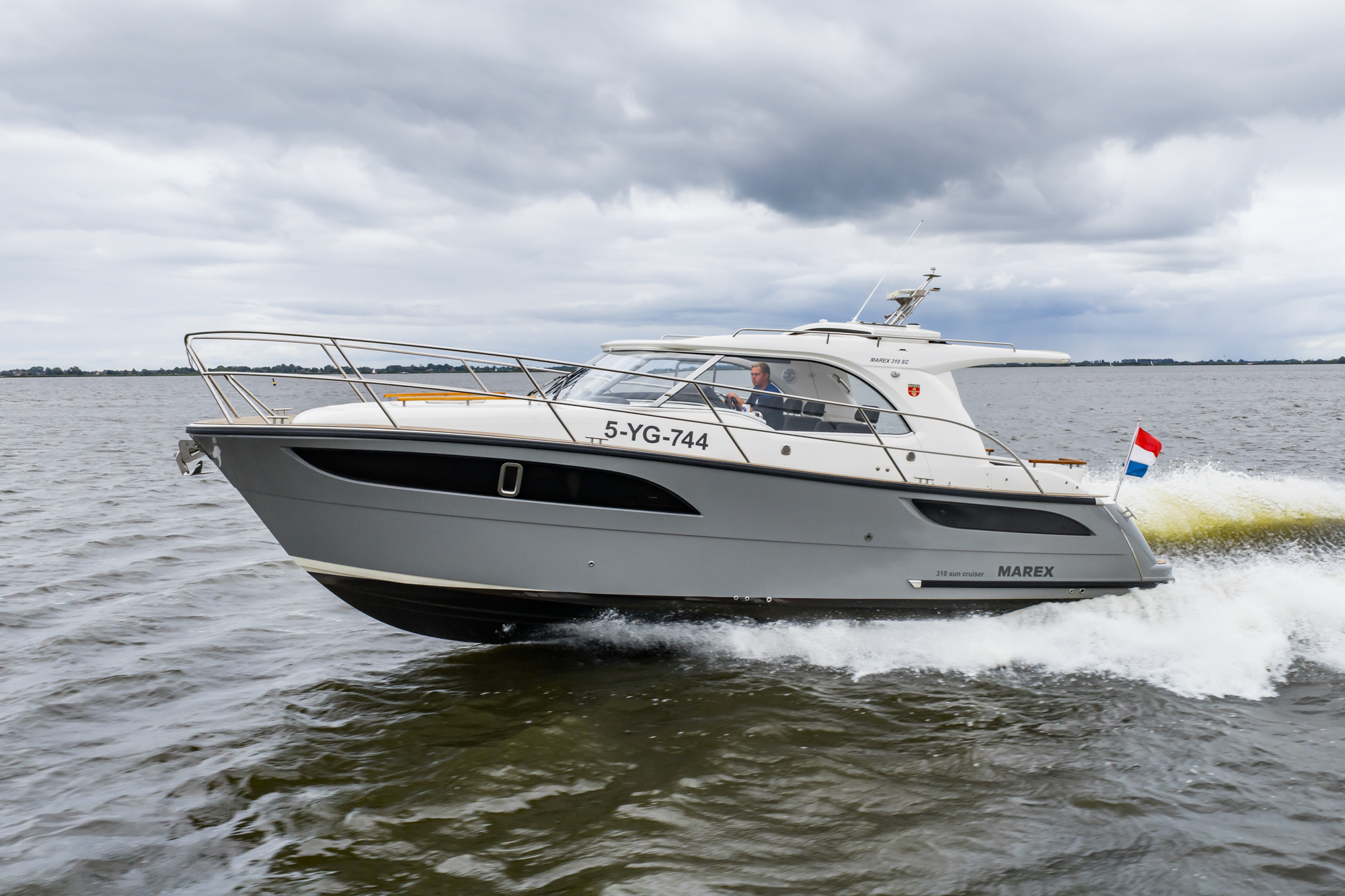 Marex 310 Sun Cruiser — foto 8 van 102