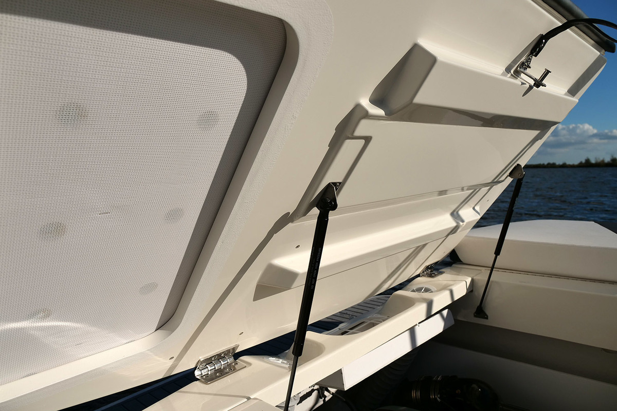 Sea Ray SPX 230 — foto 40 van 42