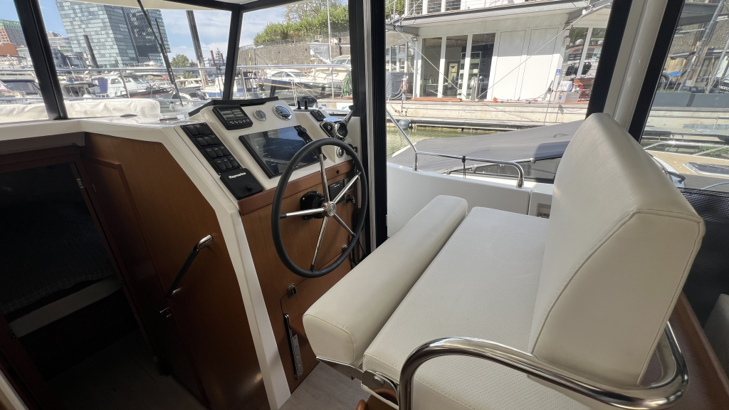 Beneteau Swift Trawler 35 — foto 48 van 76