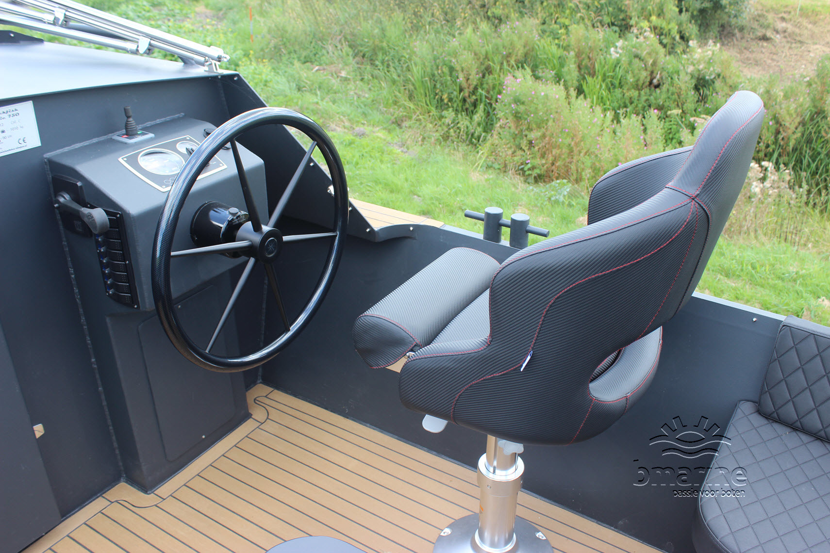 Blackfish Classic 750 — foto 9 van 28