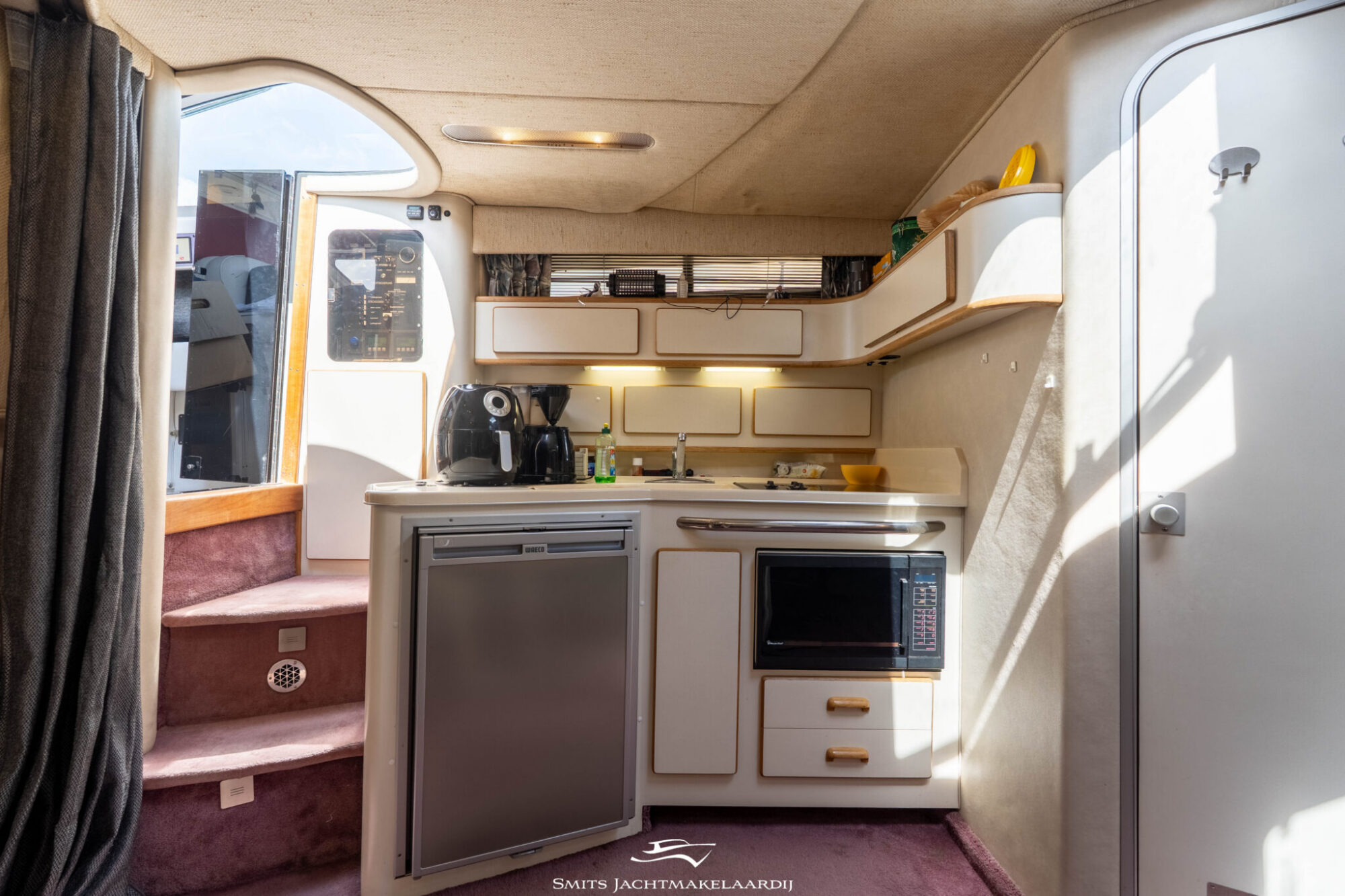Sea Ray 370 Express Cruiser — foto 5 van 59