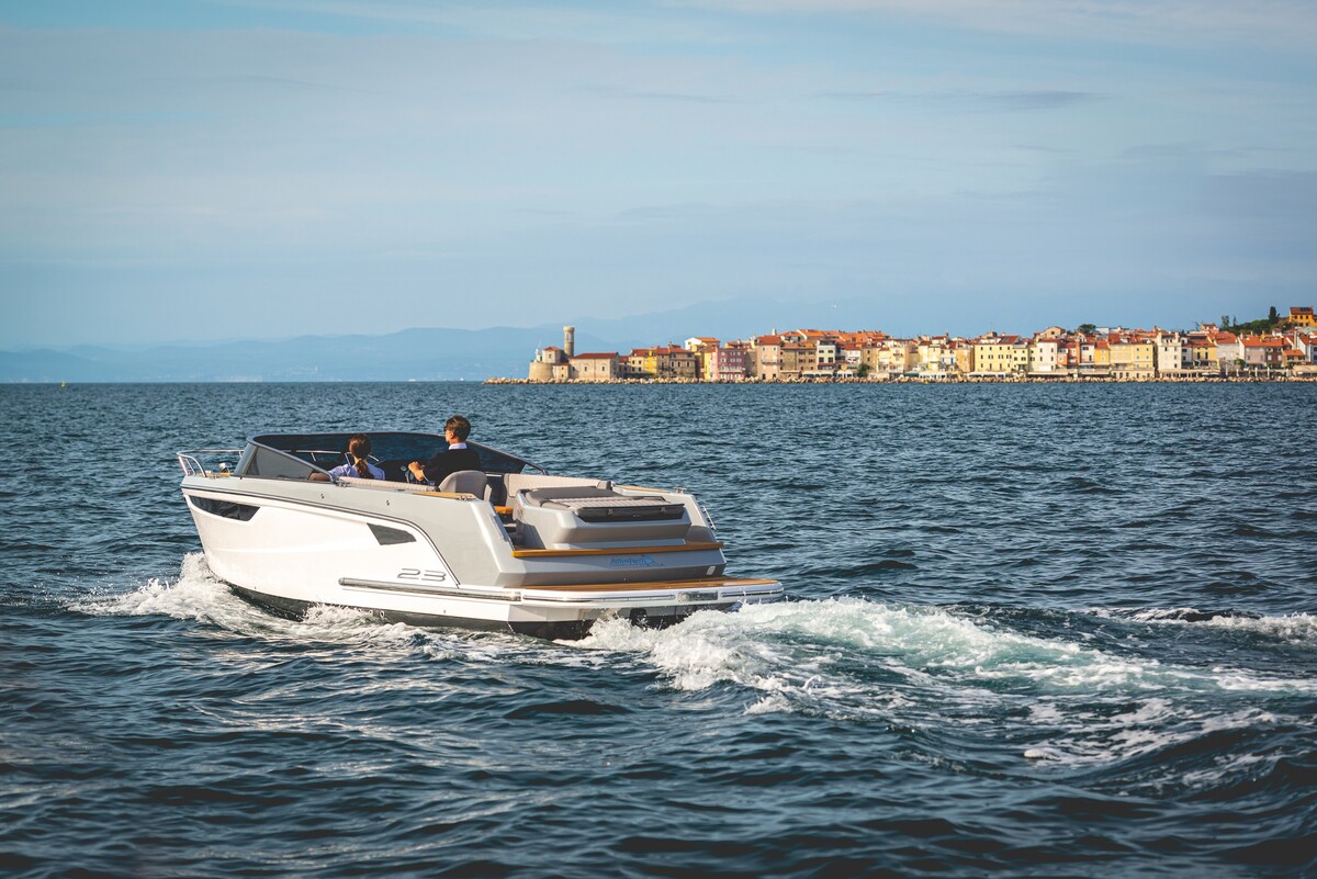 Alfastreet Marine 23 Cabin Evolution Electric — foto 12 van 39