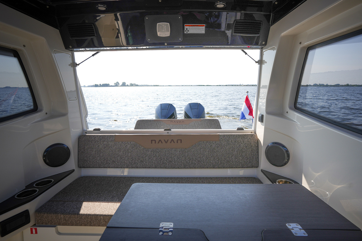 Navan C30 — foto 44 van 76
