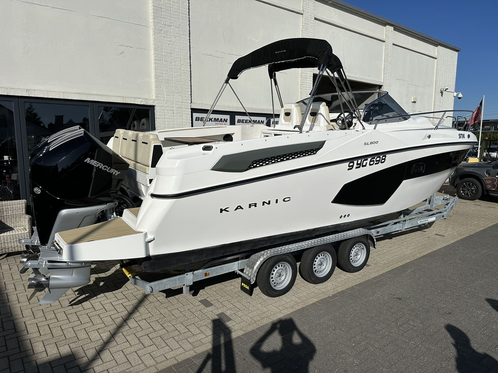 Karnic SL800 Walkaround — foto 3 van 40