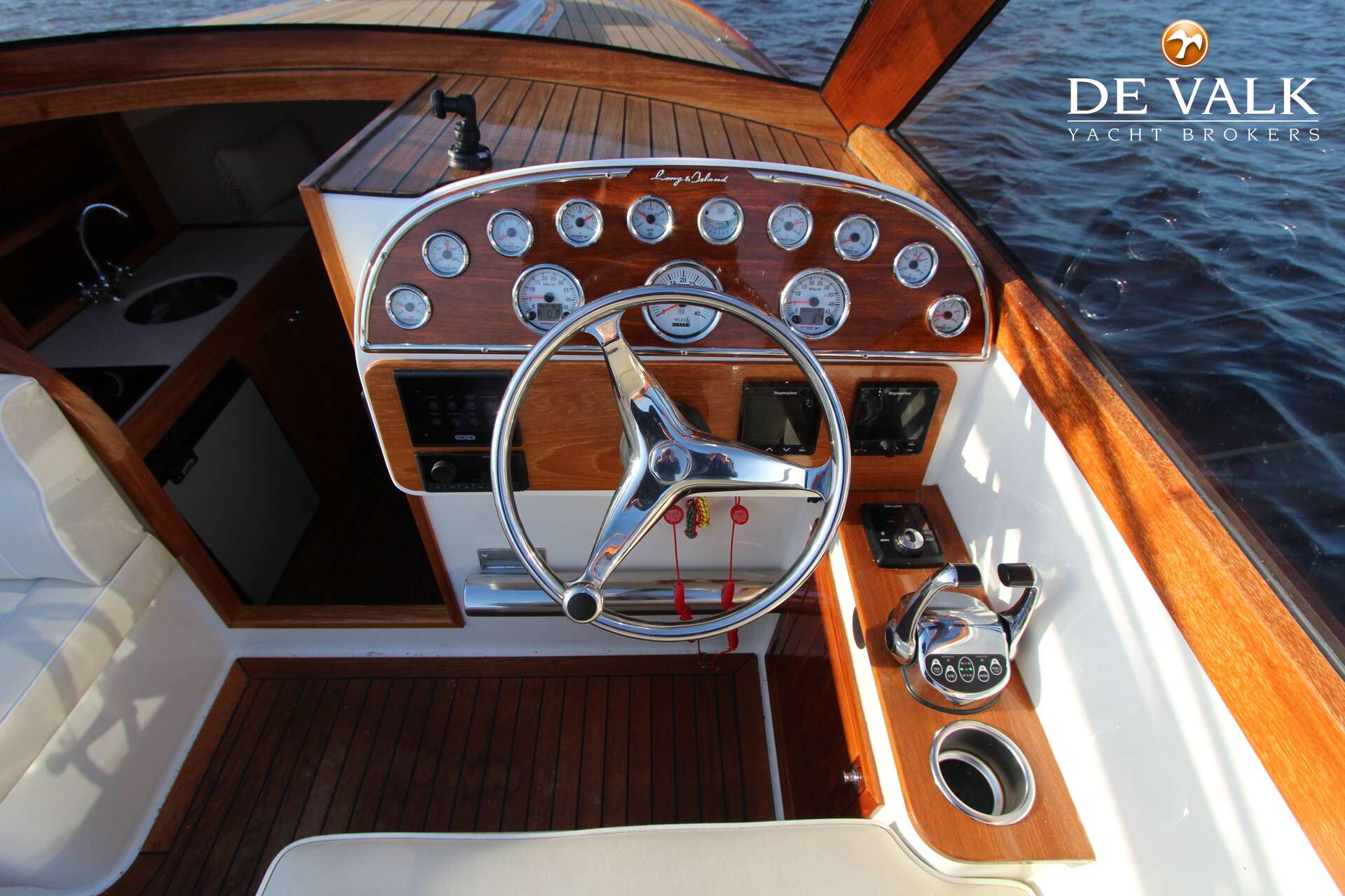 Long Island 33 Runabout — foto 15 van 33