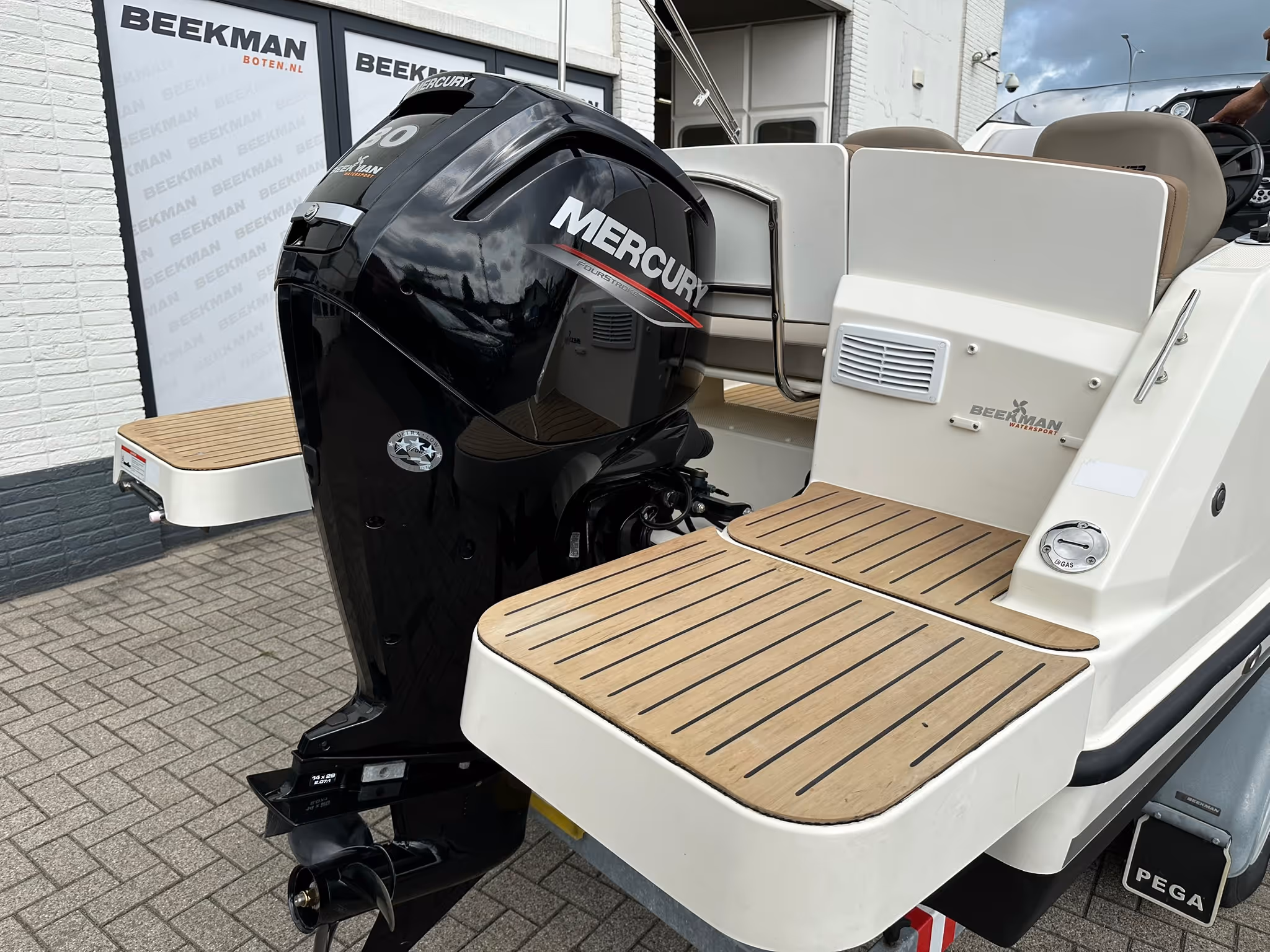 Quicksilver 555 Cabin — foto 4 van 14