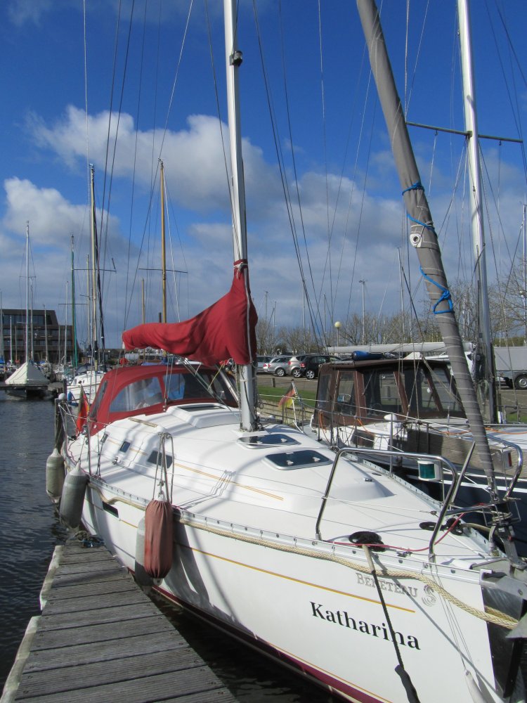 Beneteau - Sailing Yacht - GRP (Polyester) - 1998 - € 49.500 — foto 3 van 11